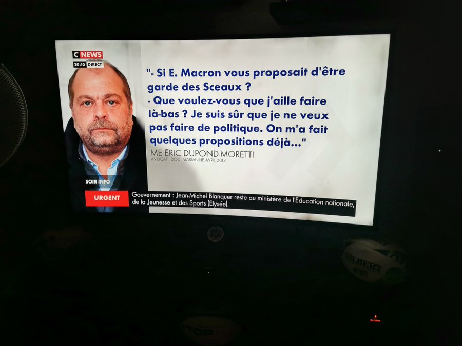 MVPolitique's tweet image. Je pose ça là et je repars...
#dupontmoretti