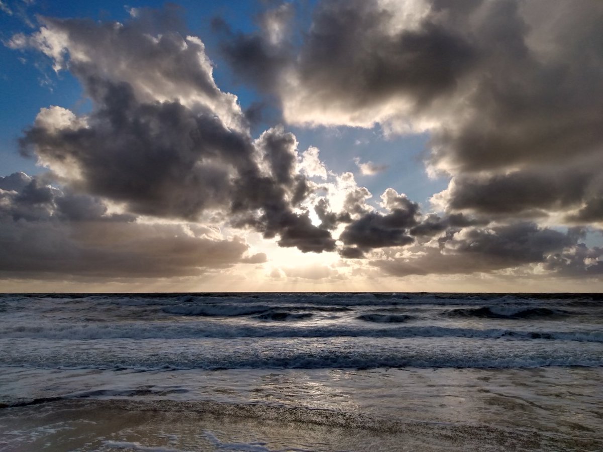 Sucool Heute Abend Habe Ich Mal Alleine Die Seele Baumeln Lassen Ich Glaube Die Letzten Jahre Waren Ganz Schon Ressourcen Zehrend Einen Schonen Abend Noch Liebe Tl Woimmer Ihr Seid
