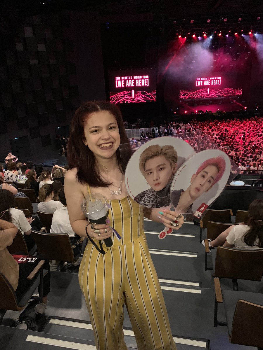 RPeriot's tweet photo. 1 an dรฉjร quโon a vu MONSTA X @SheyaTaaae ๐ญ๐ฅฐ #MONSTAXinParis #MONSTAX https://t.co/nG91mFdOHN