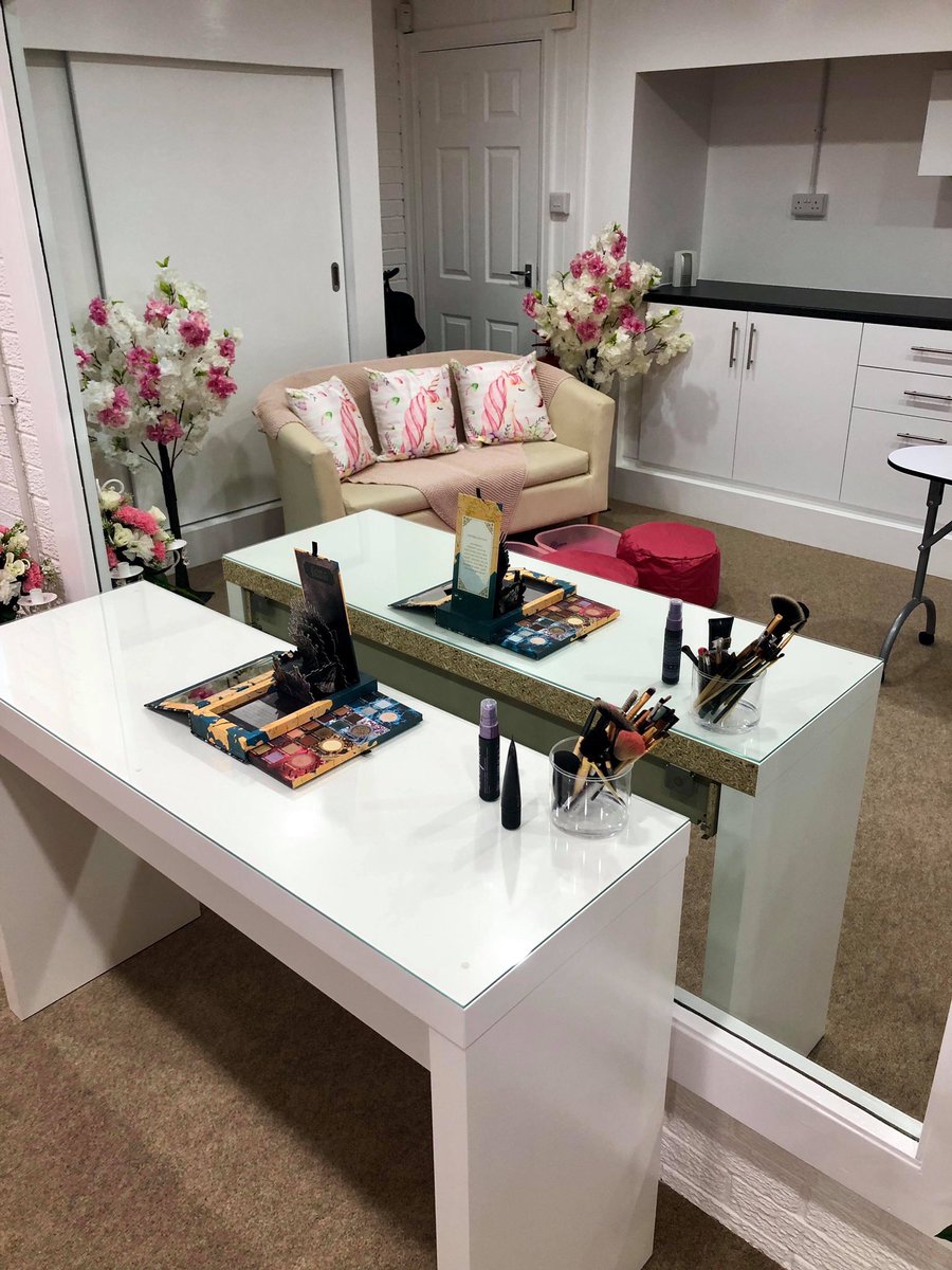 Beautypembs's tweet photo. Hopefully we will be back open soon serving your favourite cocktails while you enjoy a well deserved pamper #salon #licencedsalon #pembs #beauty #laserclinic https://t.co/pZb5UGPkzT