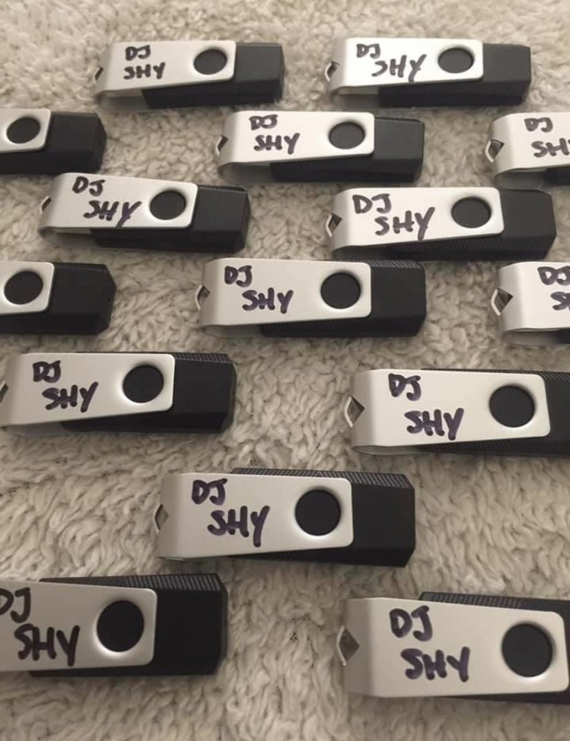 DJ SHY 2020 Party Mix #2

Over 10 hours of all your favorite party jams in the mix!!!

Old School mixes
Oldies But Goodies
New Wave/KROQ
Freestyle
Rock En Espanol
Reggaeton
All Cumbia
All West Coast classics
Classic 80’s Hip Hop 

and more 

<a href="/DJSHY619/">Michael DJ SHY</a> Facebook