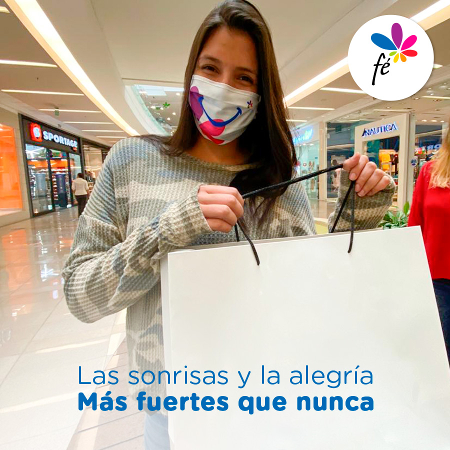 SantafeMedellin's tweet photo. ¡En Santafé las sonrisas y la alegría ahora son más fuertes que nunca! Trabajamos por cuidarte y hacerte feliz. Cuéntanos, ¿qué te saca una sonrisa al momento de entrar en nuestro Mundo de Fe?
#MundoDeFe #SantaféMedellín https://t.co/kCjlFGBpY5