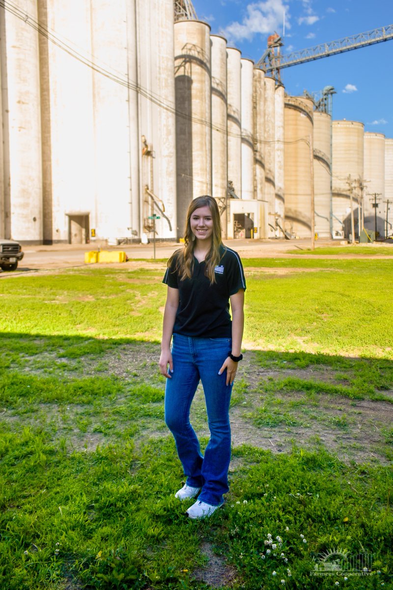 My_Farmers_Coop's tweet photo. Meet the Intern!
Holly is our grain sales and marketing intern in Frankfort, Kansas this summer. She comes to us from Beattie, Kansas. She attends Kansas State University where she majors in agriculture business. We are so happy to welcome Holly to Farmers Coop!
#meettheintern https://t.co/JvIyBlzZea