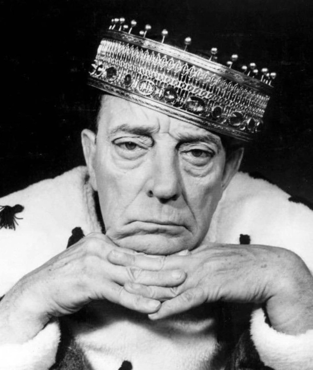 King Keaton
#OnceUponAMattress
#BusterKeaton
#BusterLove🍀