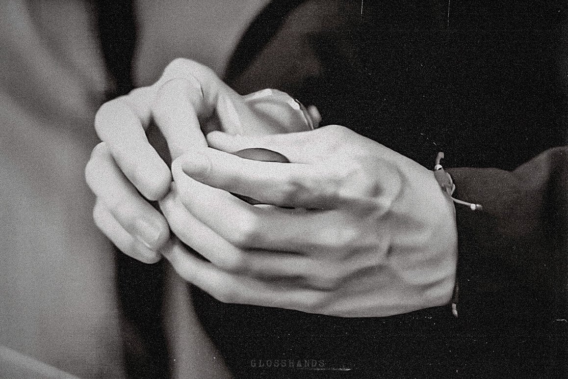 glosshands's tweet image. 