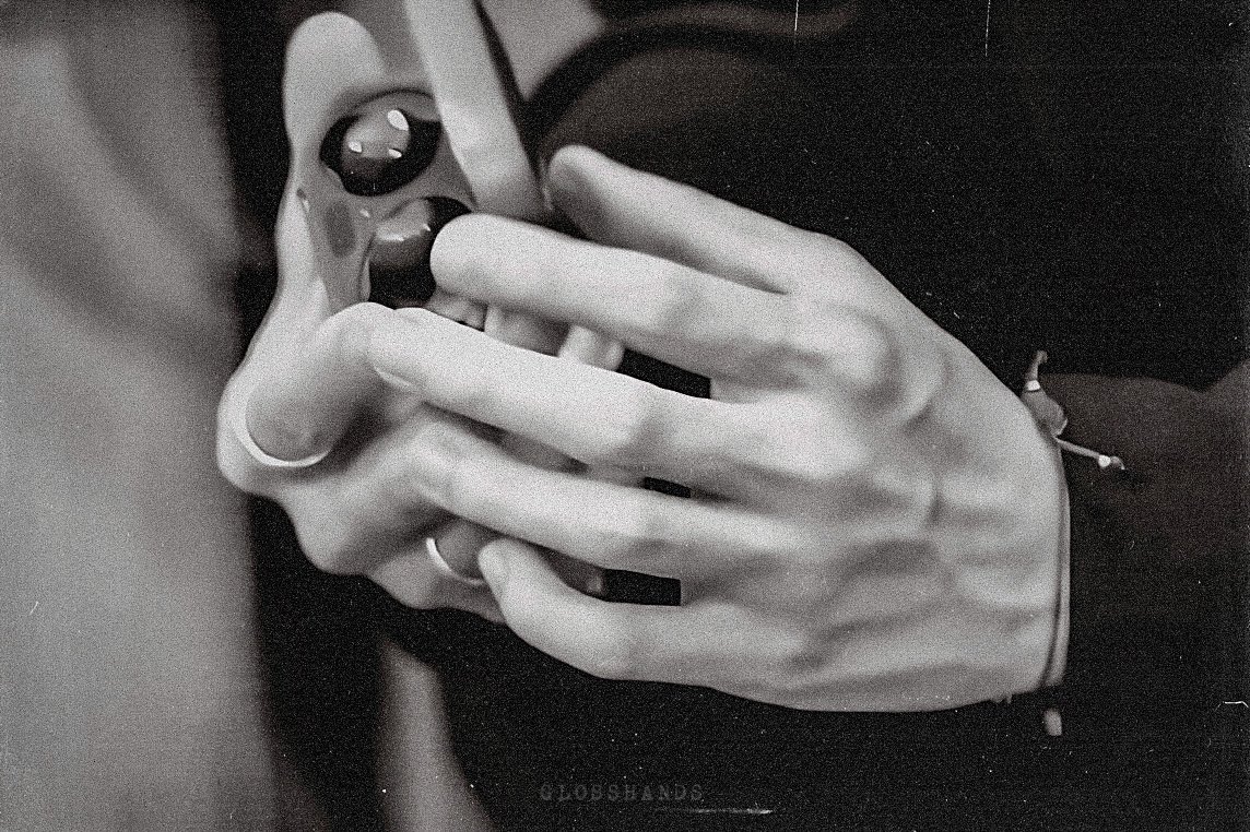 glosshands's tweet image. 