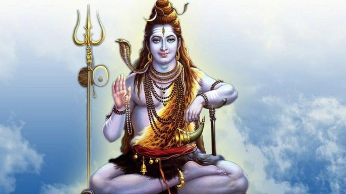  #Thread :ShivaShiva is the Supreme Being-the all pervading Brahman who is unaffected by Maya or the illusory world of dualityHe has absolute control over all indriyas & is in a state of perfect samadhi/equilibrium-he is limitless timeless & formless-Supreme Bliss Consciouness