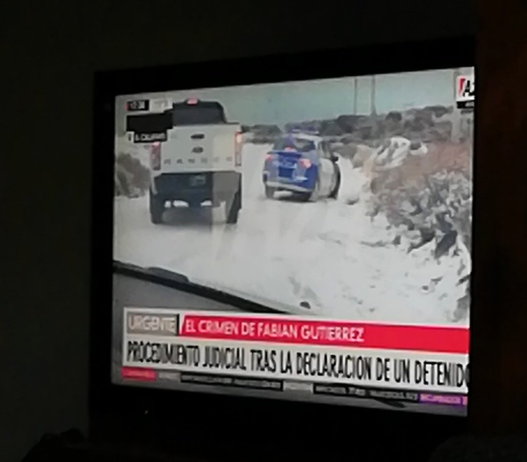 La policía quedó en plena subida y Narvarte se bajó a empujar jajajajaja
Springfield un poroto