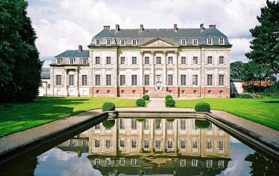 MtthFontaine's tweet photo. Comme chaque année depuis 2001, le château de #Barly @pasdecalais62 est ouvert à la visite du 1er juillet au 16 août du mardi au dimanche 13h-19h #LouisXVI #néoclassicisme  #porcelaine #WW1 #mobilier https://t.co/h1gR0K8FC8 https://t.co/R7FkNL3BOd