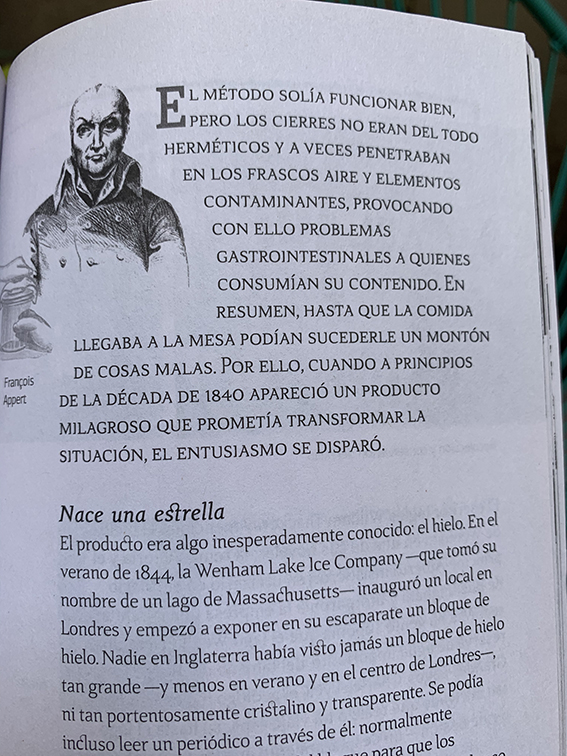 LeoVazquezC's tweet photo. Me preguntan de que cómo se ve en uso la tipografía que hicimos. Pues la mejor muestra ES la revista @algarabia Gracias a Victoria G. Jolly por su visión y apertura para llevar a cabo este proyecto. #fontsinuse #typography #customtype #mexicantype disponible en @MyFonts https://t.co/KAursedtKd