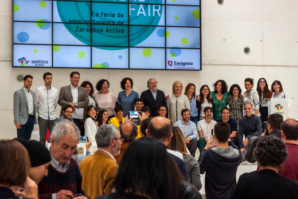 pequenodavinci's tweet photo. Mañana se celebra #SemilleroDay del X Semillero de Ideas de @ZGZActiva 
Estamos felices de formar parte de esa comunidad de soñadores que trabajamos por un mundo mejor.
#YoSoySemillerista https://t.co/zo6VUwz5ww