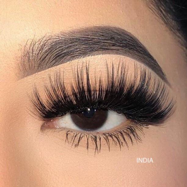 byindiaroyale's tweet photo. Shop “India Royale Beauty” for bomb glosses, lashes, &amp; more. 💗
https://t.co/EeeoO32mW7 https://t.co/IsfGYftMnA