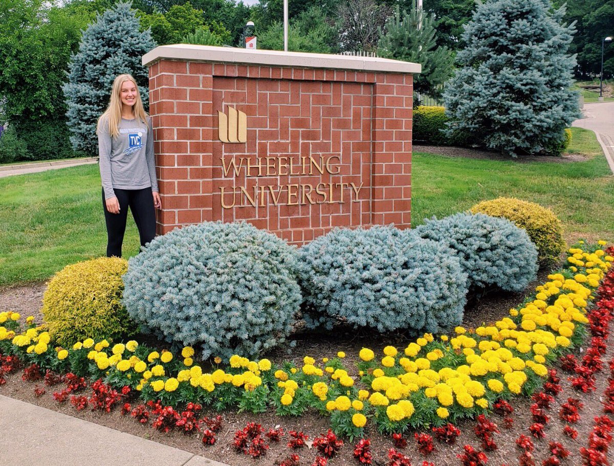 SUA_volleyball's tweet photo. Congrats to Aly on her commitment to Wheeling University. We are SO PROUD OF YOU! Go Aly!! https://t.co/U4bZoZonrH