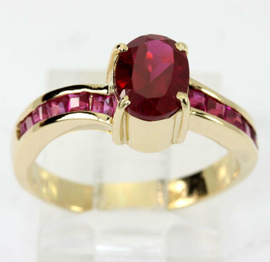 EmpirePawn's tweet photo. This modern twist on a birthstone ring is so affordable too! Ruby ring set in 18K yellow gold (1.65CT, 2.15CTW ) Size 7.25 but can be resized. #rubies #rubyring #rubyjewelry #rubybirthstone #julybirthstone #julygift https://t.co/IjvKo6pGxL