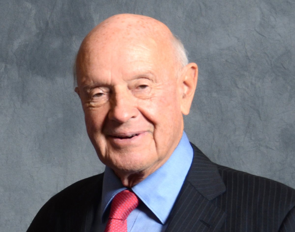 BuenaVistaUniv's tweet photo. Today we remember William W. Siebens, philanthropist and namesake of the William W. Siebens American Heritage Lecture Series at #BVU. He will be missed. https://t.co/2LWY7nZYi1 https://t.co/juzpUVV6wF