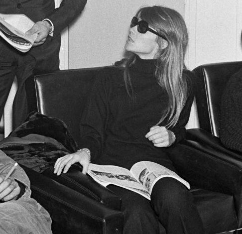 THECOOLISSUE's tweet image. Francoise Hardy, 1960s