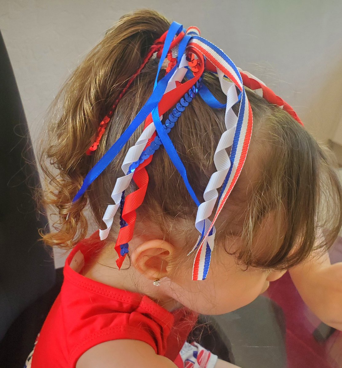 cocosworld's tweet photo. Sometimes I get chanel dressed up even if we have no plans.. 

Chanel loves to show off her modeling skills snyway ..we like to help support small businesses  that are run by moms! 

Dress from - @Foxandtots
Chanels page- @BabyChanelworld

#4thofjulydress https://t.co/i5kOfJDrCi