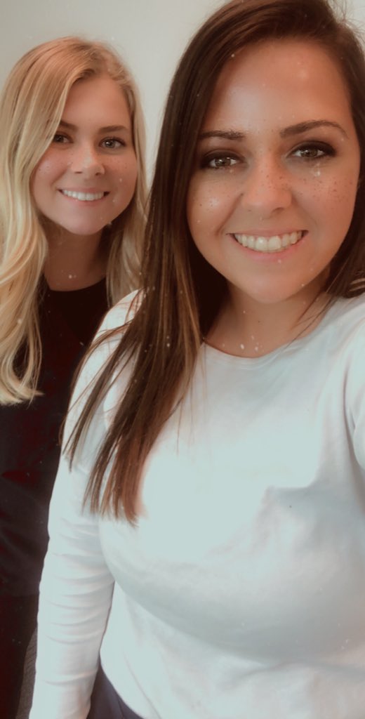 Morganmetcalf15's tweet photo. First day working together! They let us be supervisors hahahaha let’s all laugh together https://t.co/60p8MhDgrY
