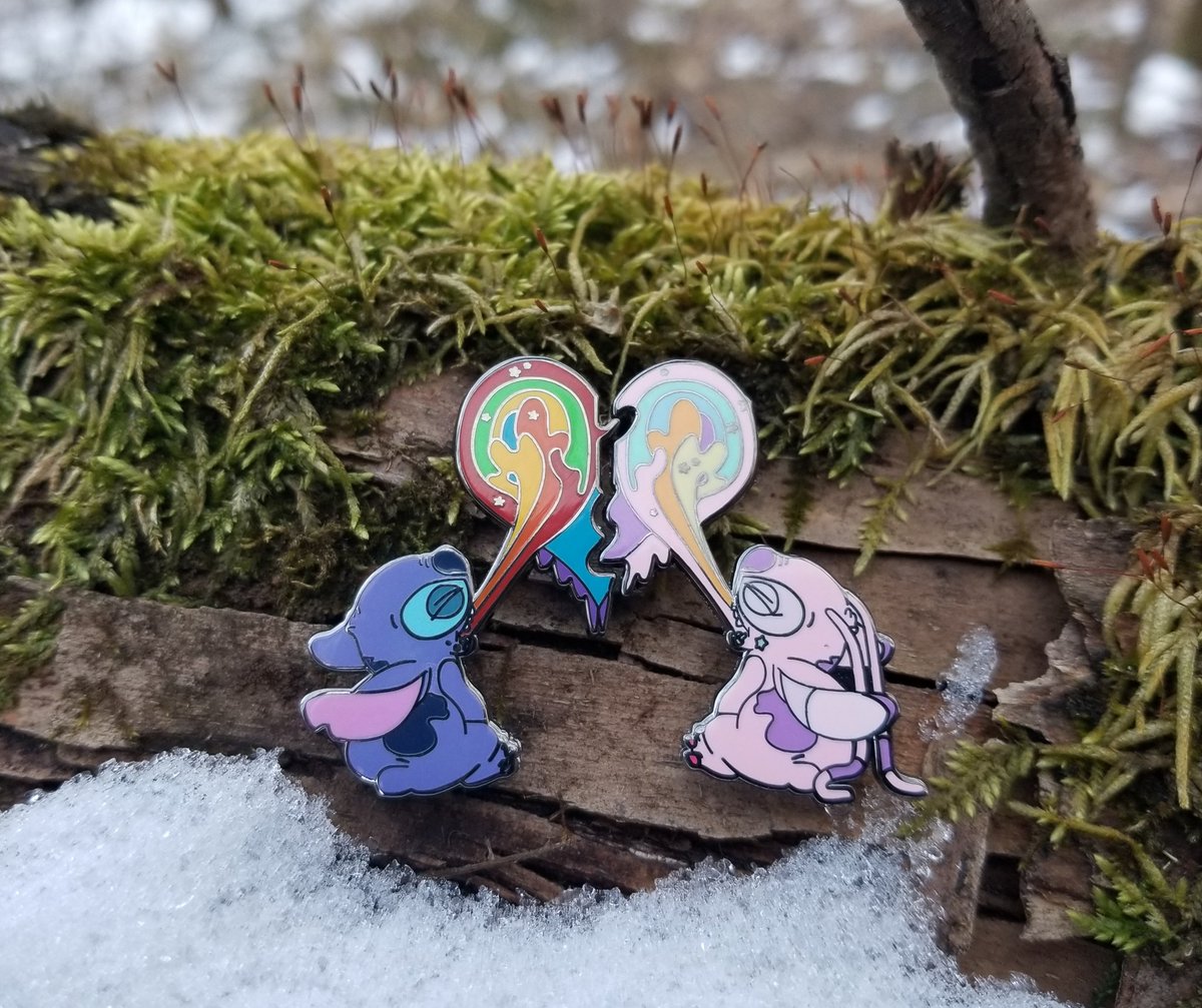 Pinpokalypse's tweet photo. Who wants a set?!
Now available on https://t.co/WklOXl3PWg
#liloandstitch #stitch #hatpins #lilo #enamelpins #couplespins #mythicalmerch #pinpokalypse #pins #disney #disneypins #glowpin #90scartoons #cartoonart #anime #pinning #artworld https://t.co/WFJWthVdPR
