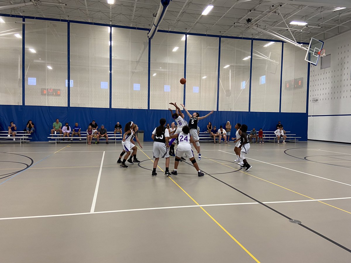 IndyNetsbball's tweet photo. LNB 2026 gets another win!! Two in a row for the lady’s in purple. Trying to get ready for middle school this year. #indynets #indynetsbasketball https://t.co/1Be5UUdjZx