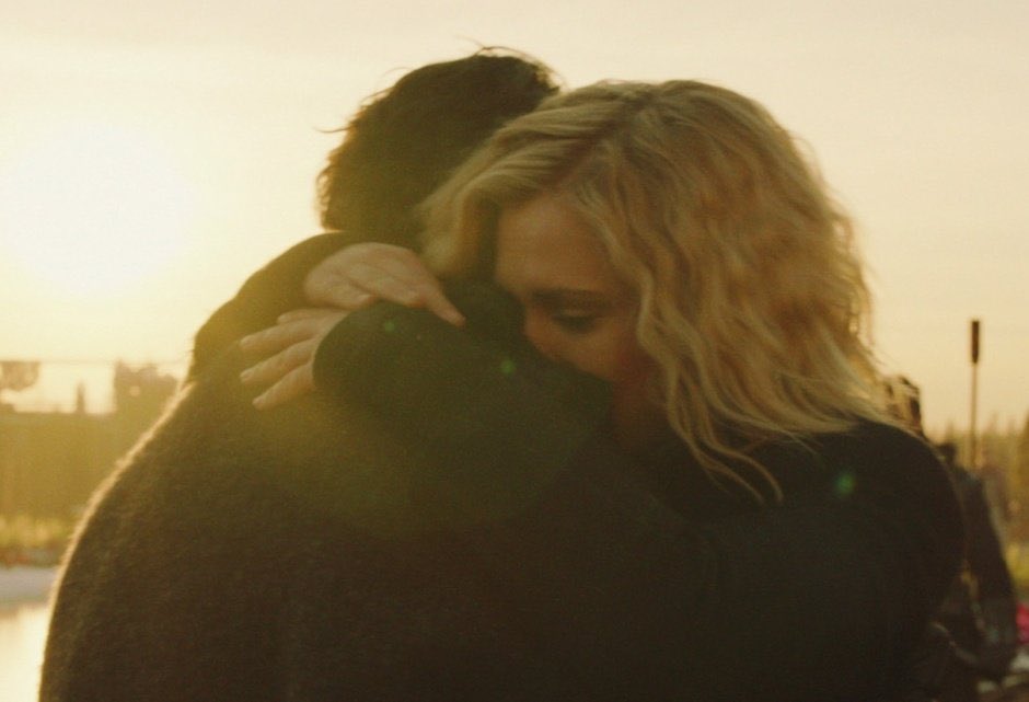 xvboku's tweet photo. the world will collapse when they finally become canon. I will write here and cry with happiness. we will pass this happy moment together✊🥺
#the100season7 #the100 #bellarke #Bellark https://t.co/AqVEo2UuDw