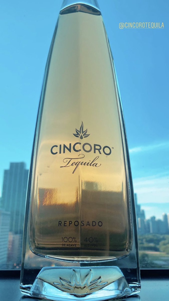 Cincoro's tweet photo. We loved seeing everyone with Cincoro in hand this past holiday weekend! #ToastYourTeam

Cheers 🥃 https://t.co/gxf8X8zxtR