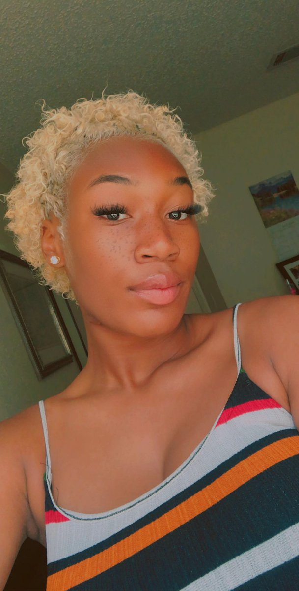 Ke Hefner🐰 tweet media