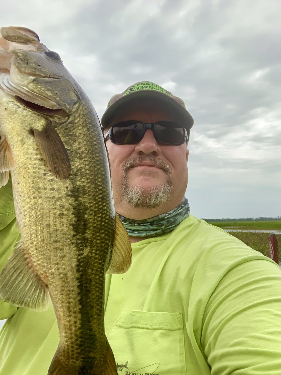 jaredabbottfish's tweet photo. Great day in the Louisiana marsh. 70+ bass with the @TwisterFishing Buzz Bug putting our better fish in the boat. https://t.co/T3Ckkb83eQ