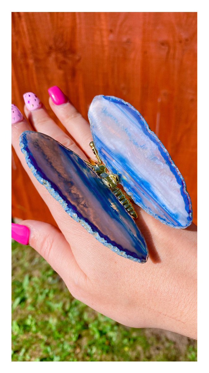 GHeart333's tweet photo. Excited to share this item from my #etsy shop: Agate Butterflies #crystalbutterflies #butterfly #blueagate https://t.co/FYXwWN9WgS https://t.co/HYtM7ho4Qg