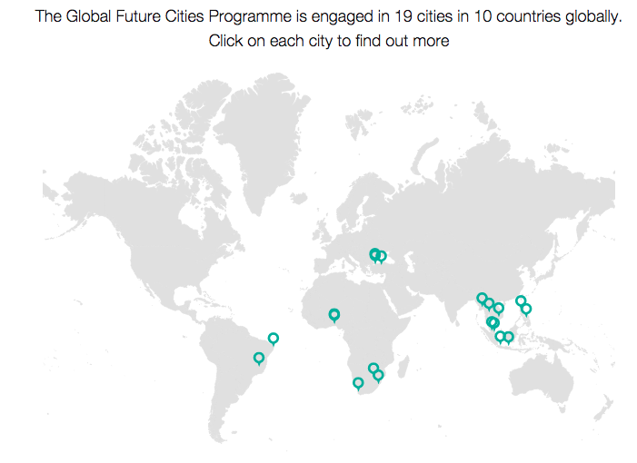 PolCiudBolivia's tweet photo. ¿Cómo podemos construir ciudades que brinden a sus habitantes servicios eficientes, mayores oportunidades y mejor calidad de vida?
Conoce el Programa #GlobalFutureCities, iniciativa de
@UNHABITAT y el Fondo de Prosperidad del Reino Unido, visitando: https://t.co/2DOFlA1hN9 https://t.co/MzbifAgnu5