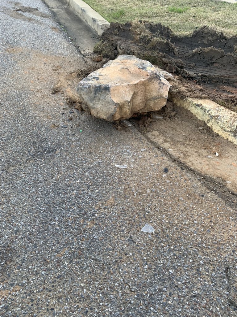 ltspecks's tweet photo. @Arbys so this big rock does this damage to my car and Arbys acted as if they were going to take care of my damage and now no one is returning my call including Claims Coordinator Cynthia Matthews.  BTW I did not run on th curb. Witnesses were there and told mgt. https://t.co/a0W4rUCBNR