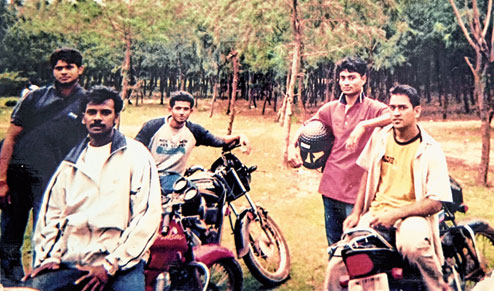9. Dhoni moved to Kharagpur as a train ticket examiner.He was part of the South Eastern Railways team. In 2002, MSD went for selection of the Railways team.The selectors weren't impressed with his batting or 'keeping skills. Pic: With his friends in KharagpurPC: The Telegraph