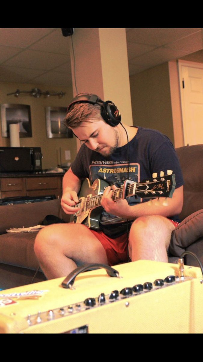 Studio shots. Chipping away at this album👍🏼