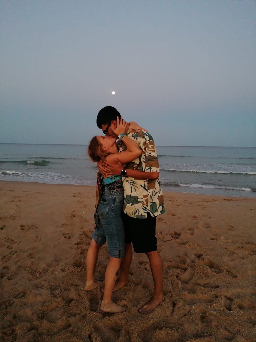 Aleeeecabral's tweet photo. Tkiero ma y exploto ❤️ https://t.co/C8R4n5ydEP