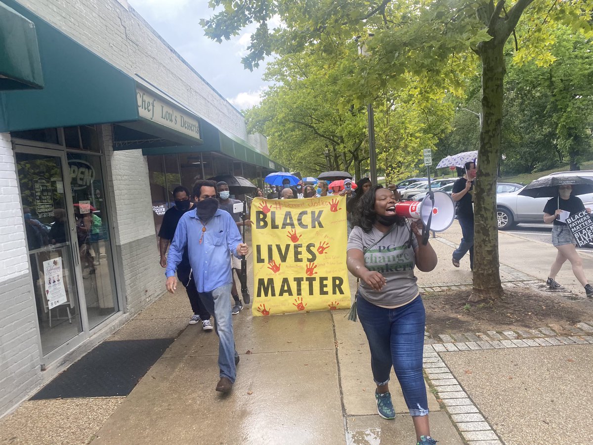 AnthonyTilghman's tweet photo. Protest in #Greenbelt in the Rain #BlackLivesMatter #mdprotest @WashInformer https://t.co/2OHkkqcvRW