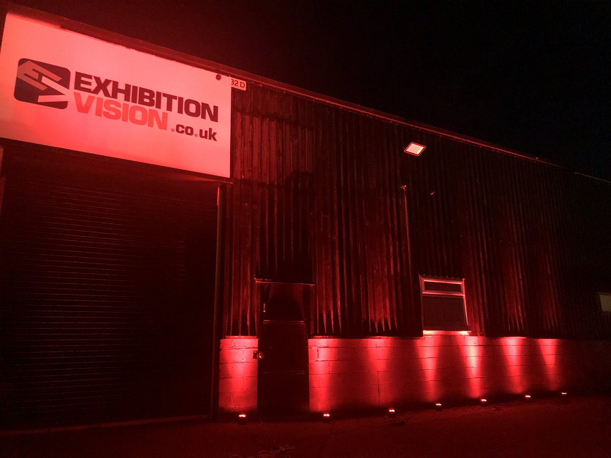 #LightItInRed #lightitinreduk