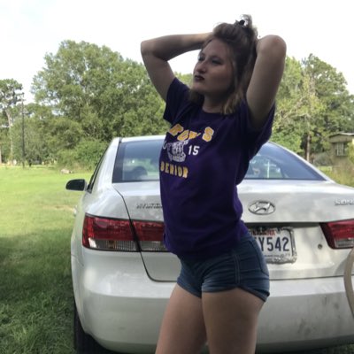 2015_kayy's tweet photo. #NewProfilePic https://t.co/3b2mE2b6RW