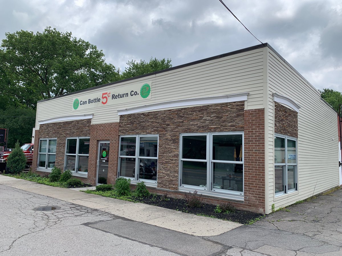 WrestleHamburg's tweet photo. Don’t forget you can always donate your nickles to your favorite wrestling program 😉 when you take your bottles and cans to Can &amp; Bottle Return Co. at 4255 Clark St in Hamburg. Thank you for supporting our program! https://t.co/ARZ6zGdDew