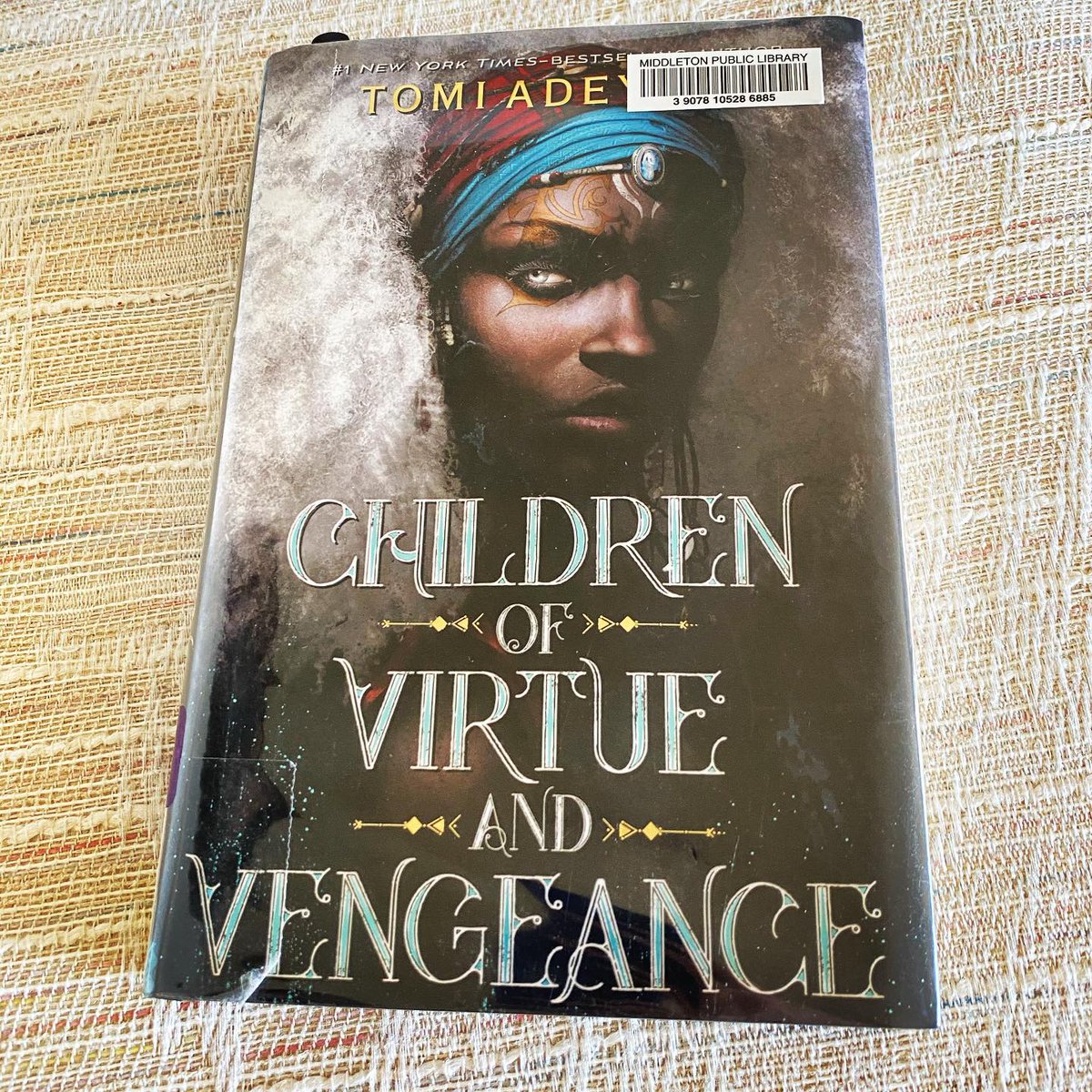 RareByrdReview's tweet photo. One year ago, we began our Book of the Month blog with Tomi Adeyemi’s “Children of Blood and Bone.”  It’s only right to begin another year of reading with the sequel.
#bookofthemonth #tomiadeyemi #childrenofvirtueandvengeance #blackauthorsmatter #henryholtandcompany #litmag https://t.co/nCxDTHhzQ9