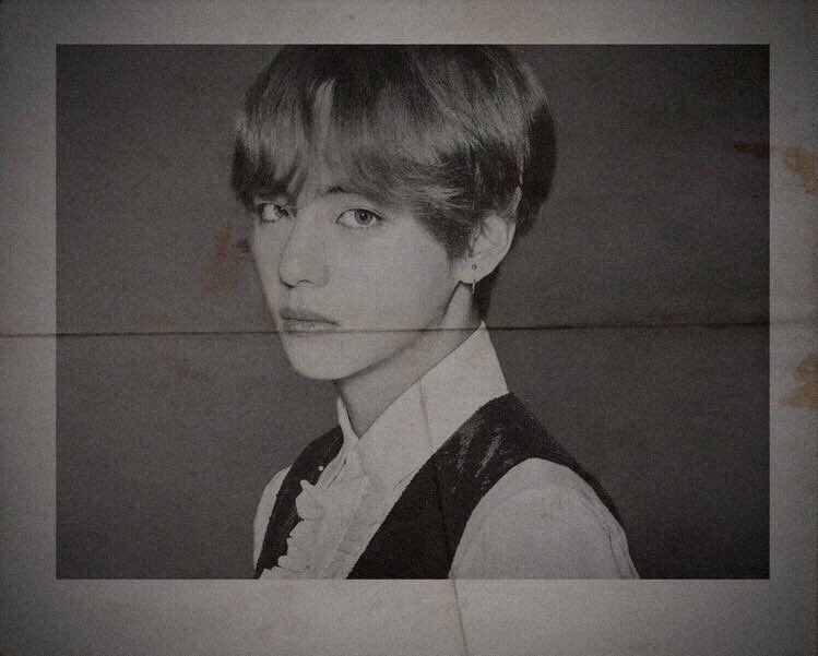 a potrait of young kim taehyung in his senior year at the law school (London, 1954)