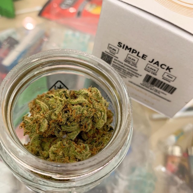 Keep it smoky, Twitter! #weed #hightimes #cannabis #legalize