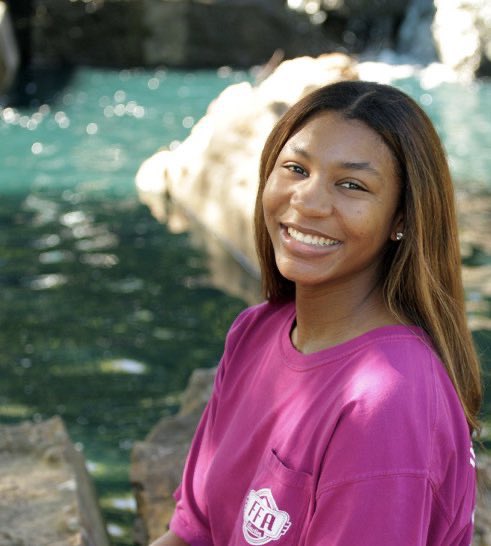 #WhosWhoAtPVAMU 
-Chanelle(Nell)
-Houston,TX
-PV24🐾
-Agriculture(Animal Science)🐶
-Fun fact: Goats are my favorite animal🐐