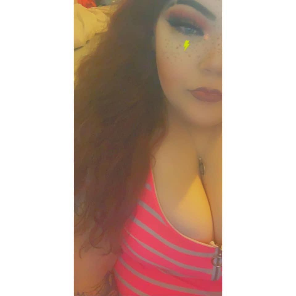 Murpp_'s tweet photo. @mariah_isom 26 ♏️ Scorpio , single , Lesbian, California 🌴 https://t.co/k7H3SP2j0V