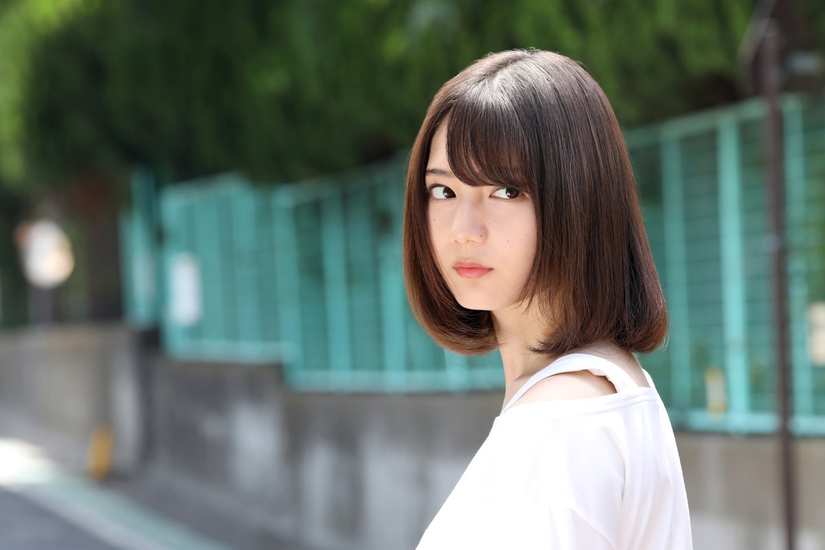 Horror_dollDoll's tweet photo. 「＃恐怖人形」主演の ＃小坂菜緒 が所属する #日向坂46 のドキュメンタリー映画「＃3年目のデビュー」が８月７日（金）より公開します。この夏は「恐怖人形」と「3年目のデビュー」を含め、日向坂46から目が離せません。引き続き、こちらからもニュースをお届けします！ https://t.co/1K6Re5qOvv