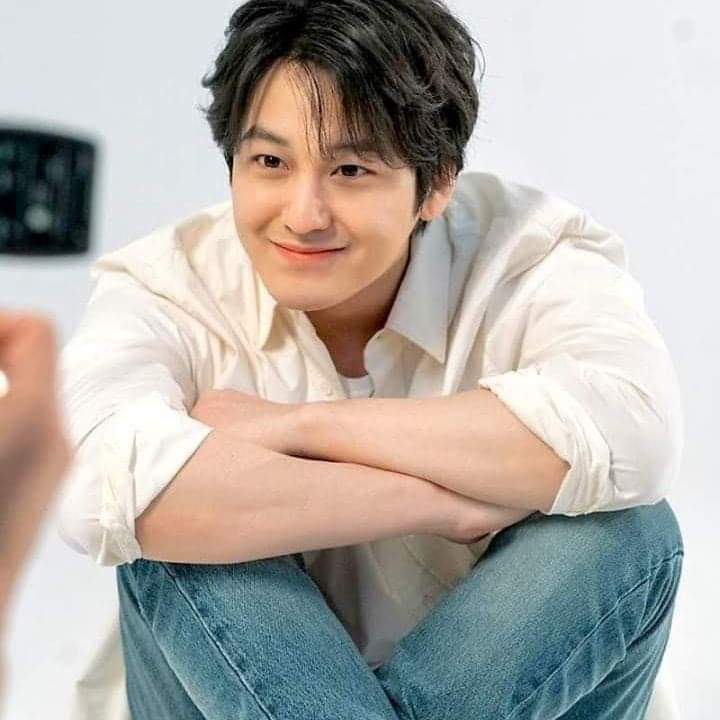 Happy Birthday to Kim Bum  stay safe bb 