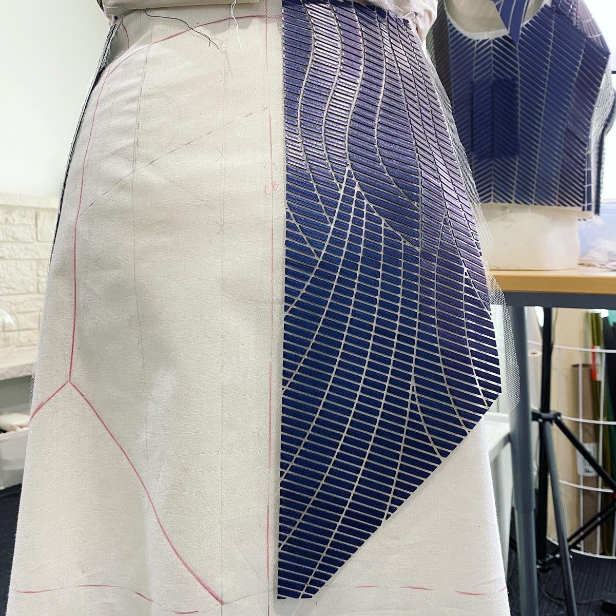 sophywong's tweet photo. Skirt of my #3dprinted dress is coming along! All pieces are printed (200+ hrs of printing), working through assembly now. Then on to sewing the silk base layer. Finish line in sight 😁 https://t.co/9D23pMcIAi