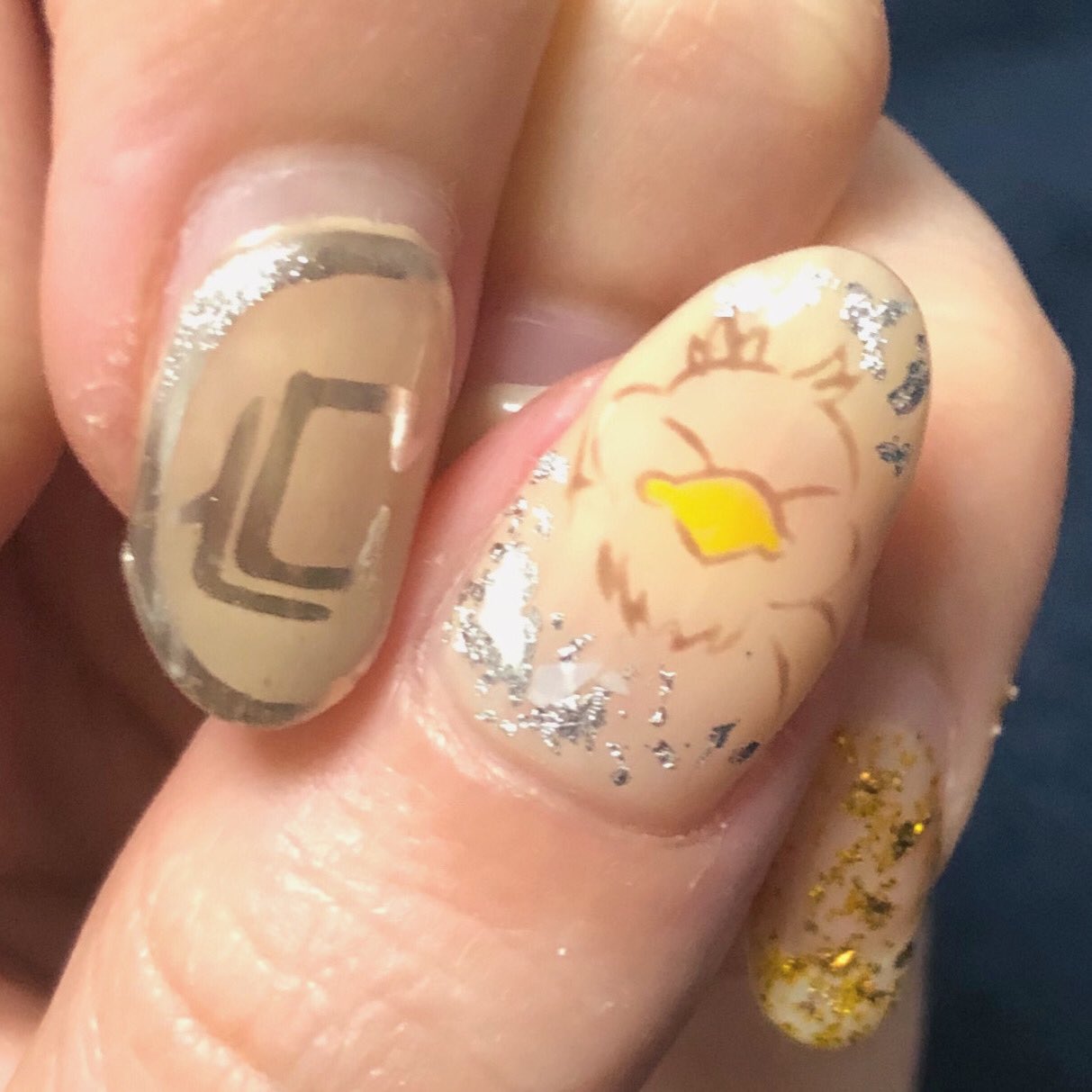 ネイルとヘアのえのもと 自分の爪にはデブチョコボ 細かいアート大好きです もちろん色もつけられます ネイル ネイリスト ネイルデザイン 美容室 美容師 長久手 長久手市 長久手美容室 長久手ネイルサロン 名古屋 名古屋美容室 Ten Nail