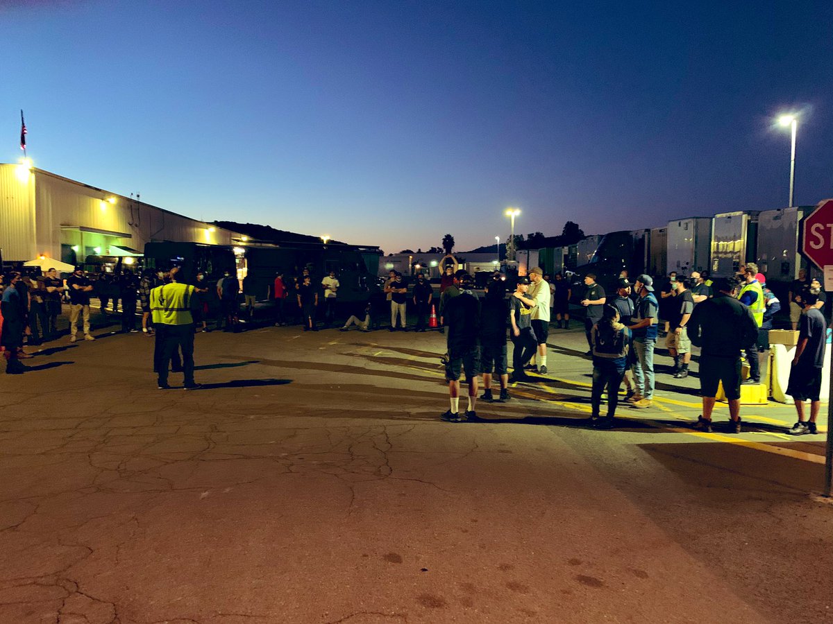 Edie4gzus's tweet photo. #SMunday @SMpreload #EarlyBirds #TRex #SundayMondaySort #Hydration #EvacDrill #Recognition @jrindafernshaw @MarkSundelius @melirere @langlang619 https://t.co/TYbXs3rZ07