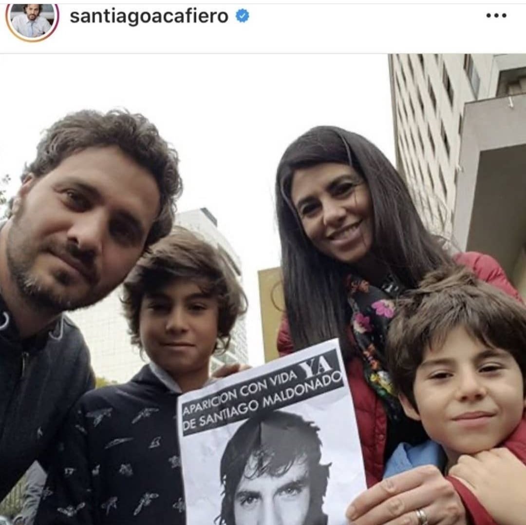 JMilei's tweet photo. Y un día llega el momento en que te recibís de SORETE DE MIERDA MAL CAGADO CON GRANDES HONORES ya que cuando estás en el poder te quejás de que te hagan las mismas porquerías que vos hacías estando en la oposición.
SON TODOS LA MISMA MIERDA. https://t.co/pR5sEGwfC2