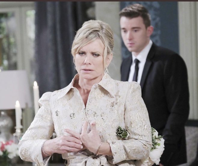 zumbapet's tweet image. That’s right Kayla - take off that ring and find the man you really love - The #Patchman is waiting for you #Days - #Stayla #PatchAndKaylaforever